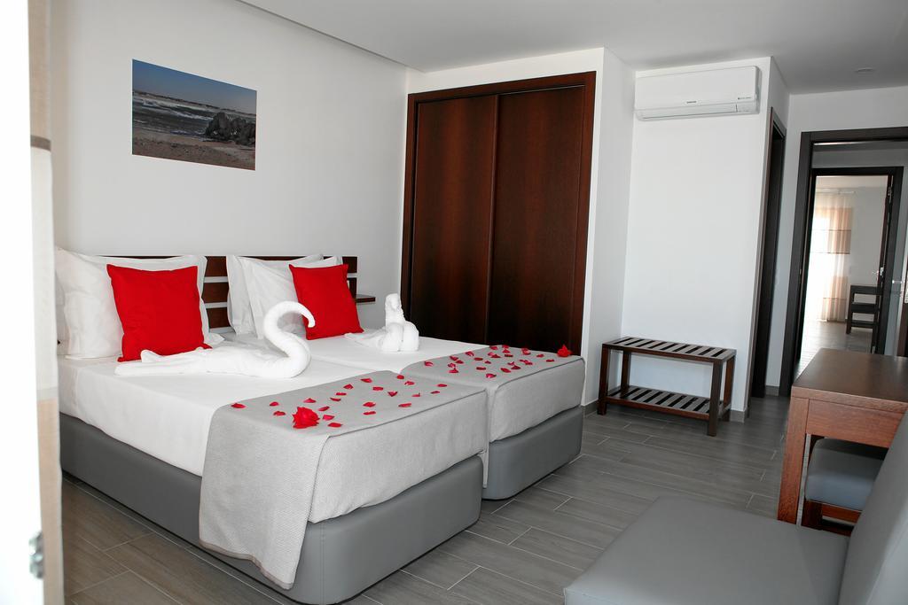 Baleal 4 Surf Hotell Eksteriør bilde